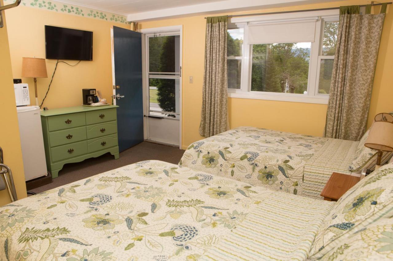 Governor'S Rock Motel Shaftsbury Εξωτερικό φωτογραφία