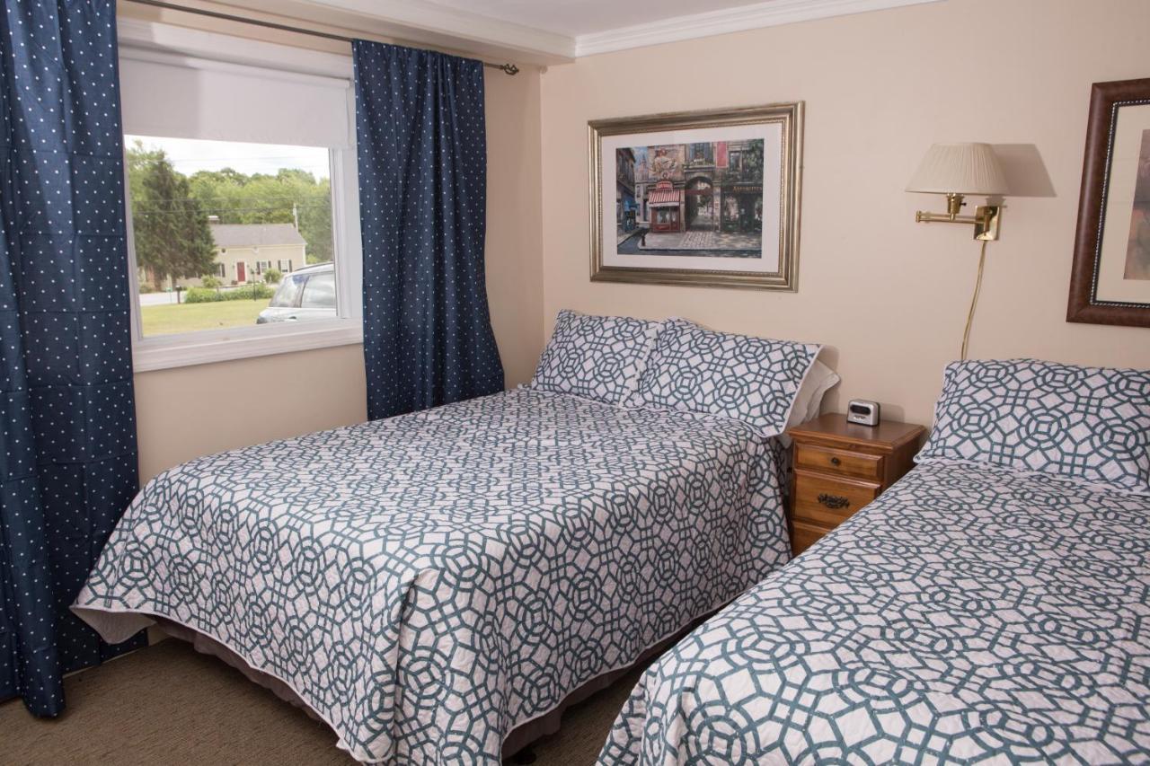 Governor'S Rock Motel Shaftsbury Εξωτερικό φωτογραφία