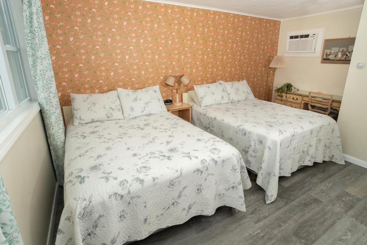 Governor'S Rock Motel Shaftsbury Εξωτερικό φωτογραφία