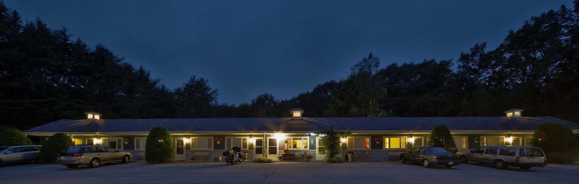 Governor'S Rock Motel Shaftsbury Εξωτερικό φωτογραφία